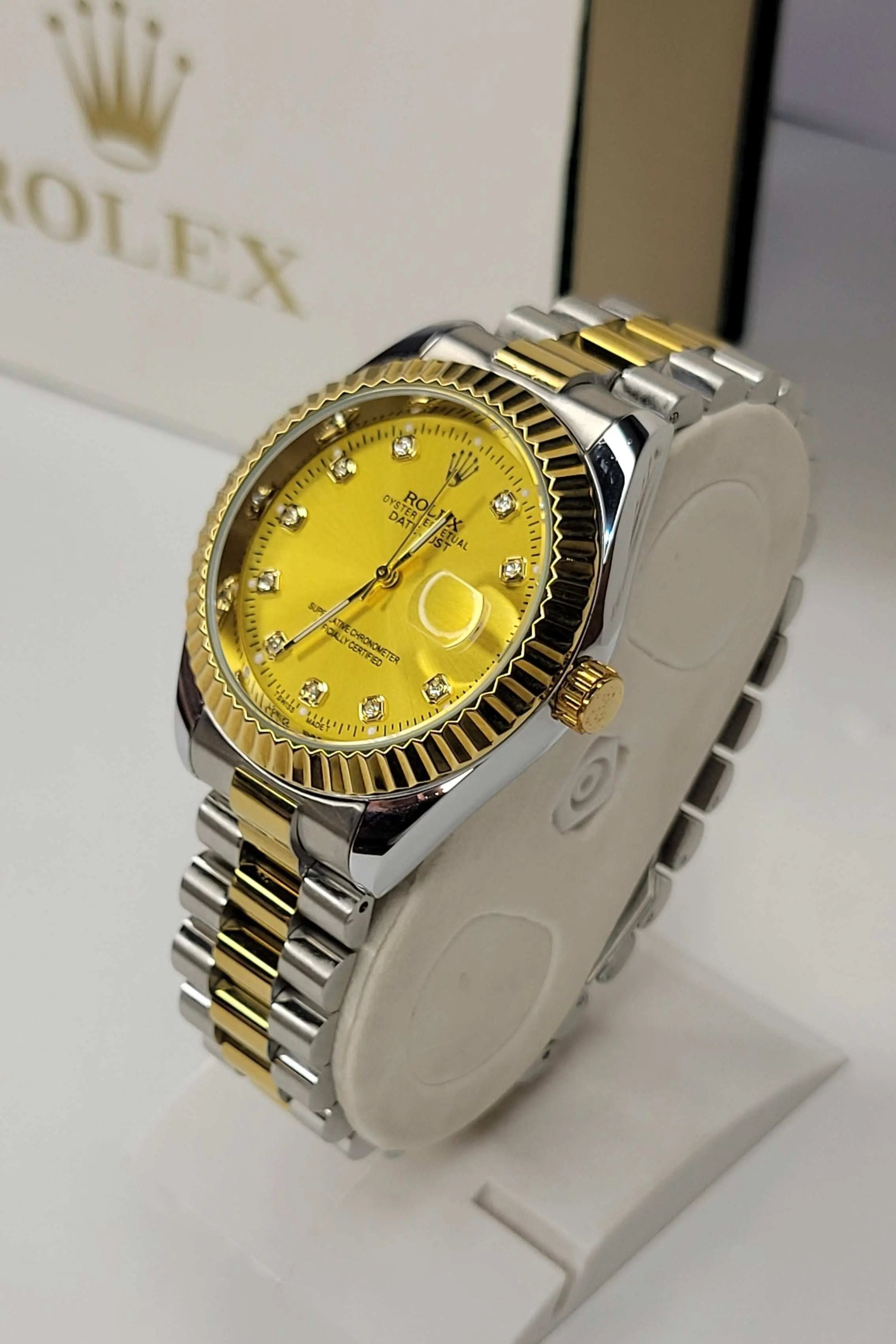 Rlx DateJust Golden Sideview